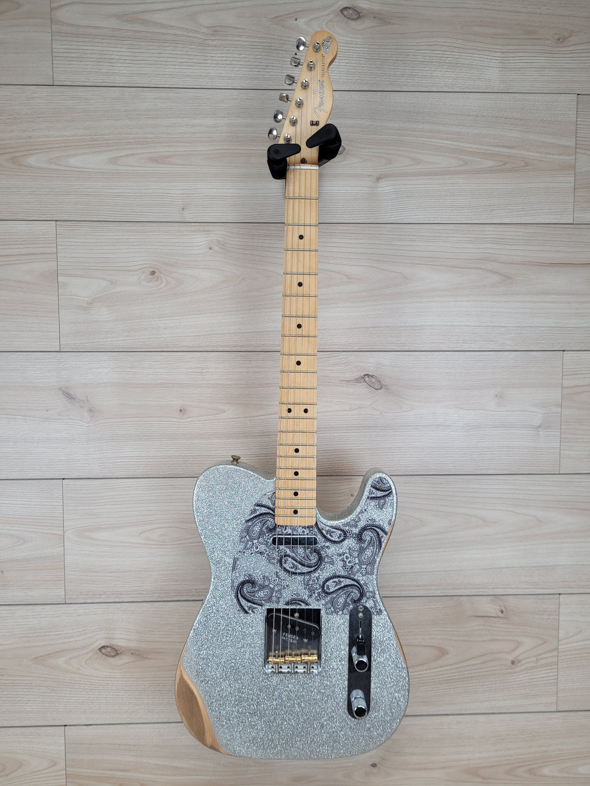 Fender Brad Paisley Road Worn Telecaster - Silver Sparkle - CBN Music Warehouse