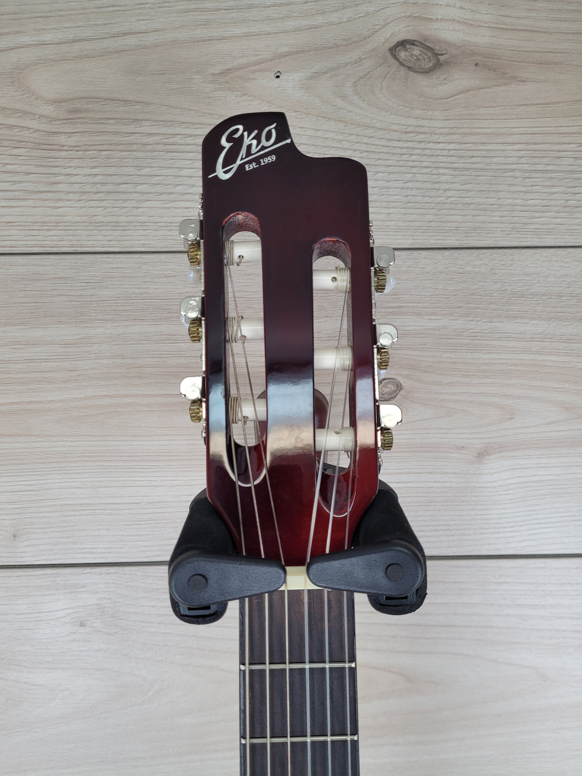 Eko Classic guitar SPARK 1/2 Red - CBN Music Warehouse