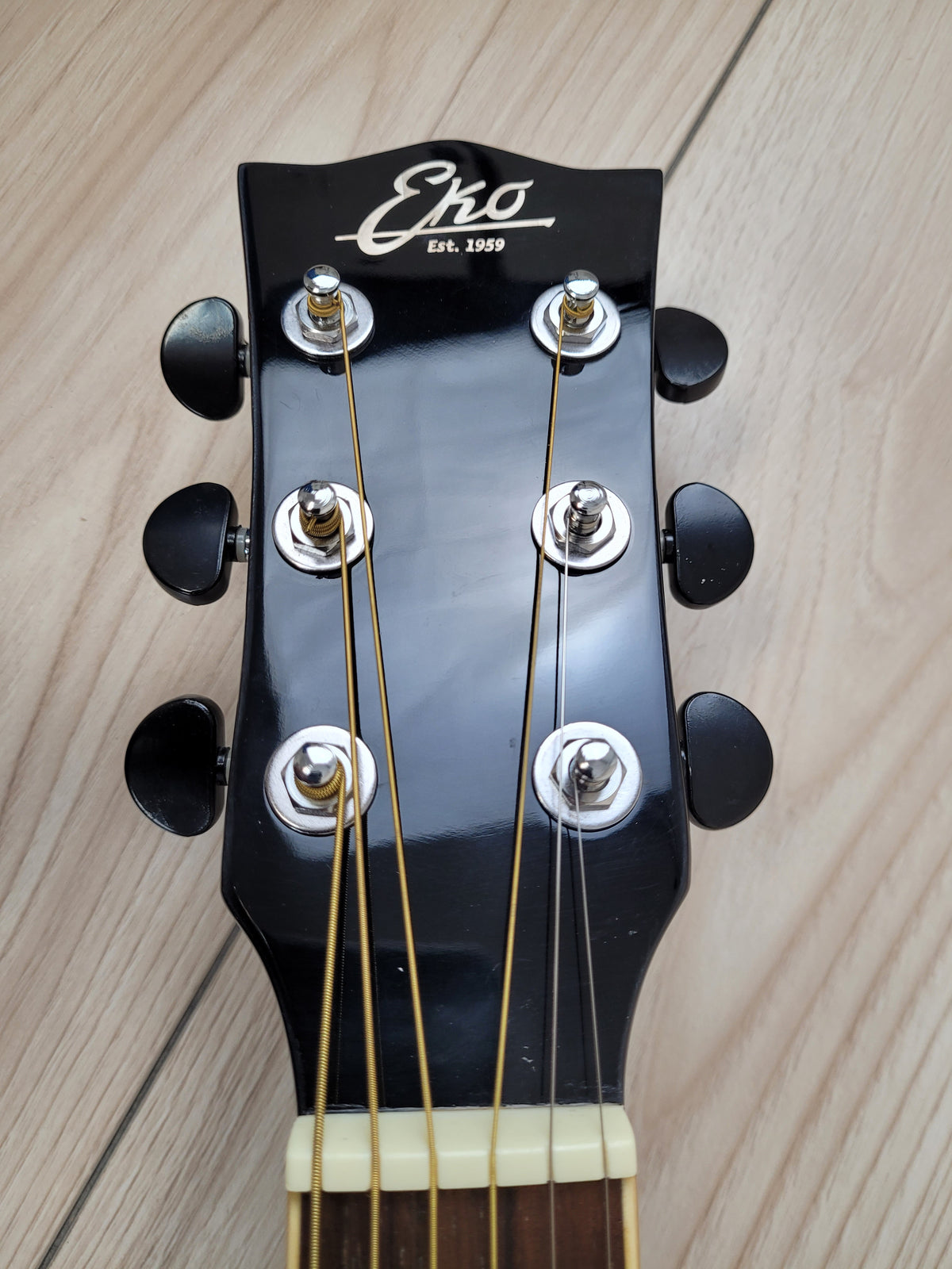 Eko guitar EVO D CW EQ. Natural - CBN Music Warehouse