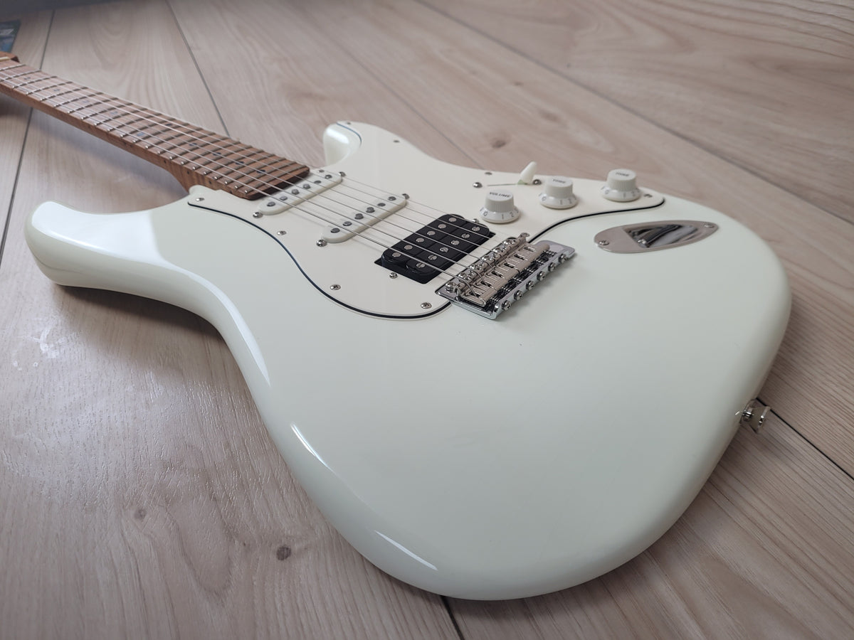 XOTIC CALIFORNIA CLASSIC XSCPRO-2 OLYMPIC WHITE - CBN Music Warehouse