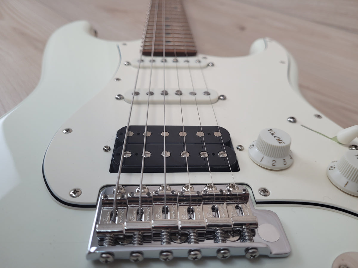 XOTIC CALIFORNIA CLASSIC XSCPRO-2 OLYMPIC WHITE - CBN Music Warehouse