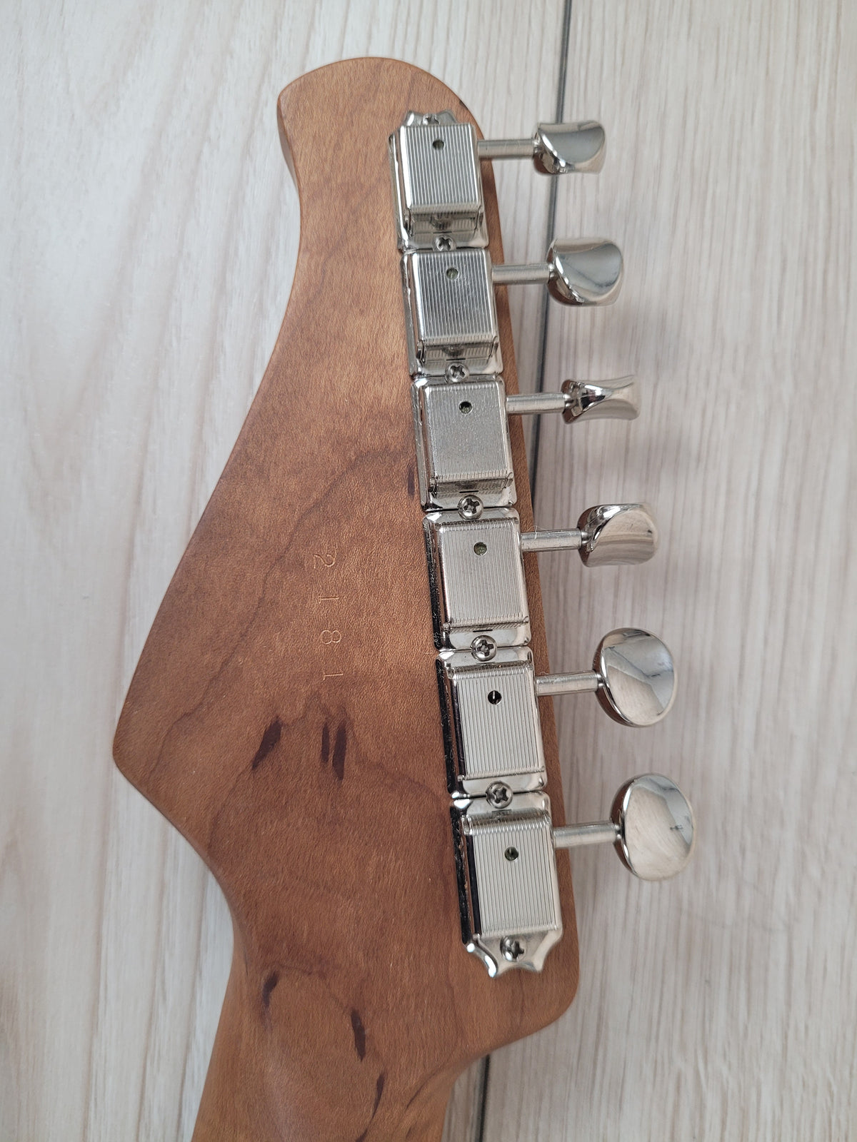 XOTIC CALIFORNIA CLASSIC XSCPRO-2 OLYMPIC WHITE - CBN Music Warehouse