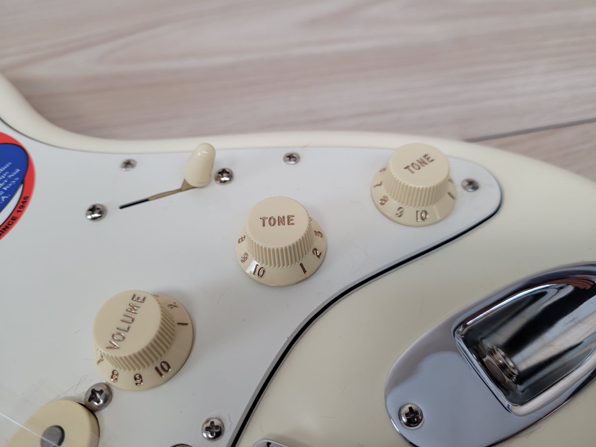 Fender Jeff Beck Signature Stratocaster Electric Guitar , Olympic White - CBN Music Warehouse