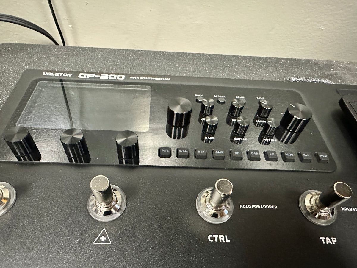 Valeton GP-200 Multi-Effects Processor Floorboard for Guitar ** OPEN BOX ** - CBN Music Warehouse