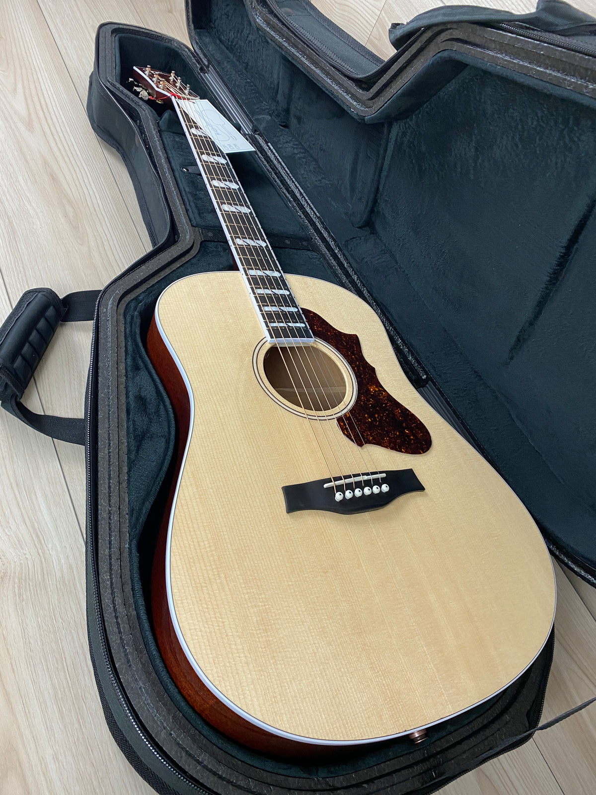 Godin Metropolis LTD Natural High Gloss Acoustic Electric Guitar - #0327