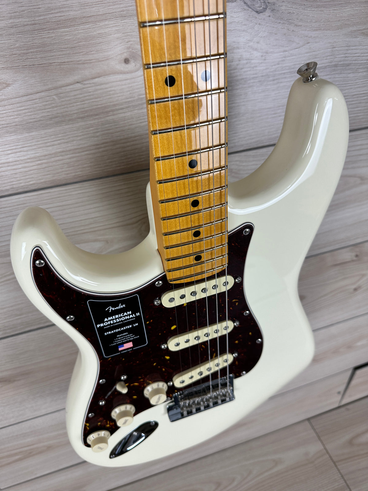 Fender American Professional II Stratocaster Left-Hand, Olympic White - CBN Music Warehouse