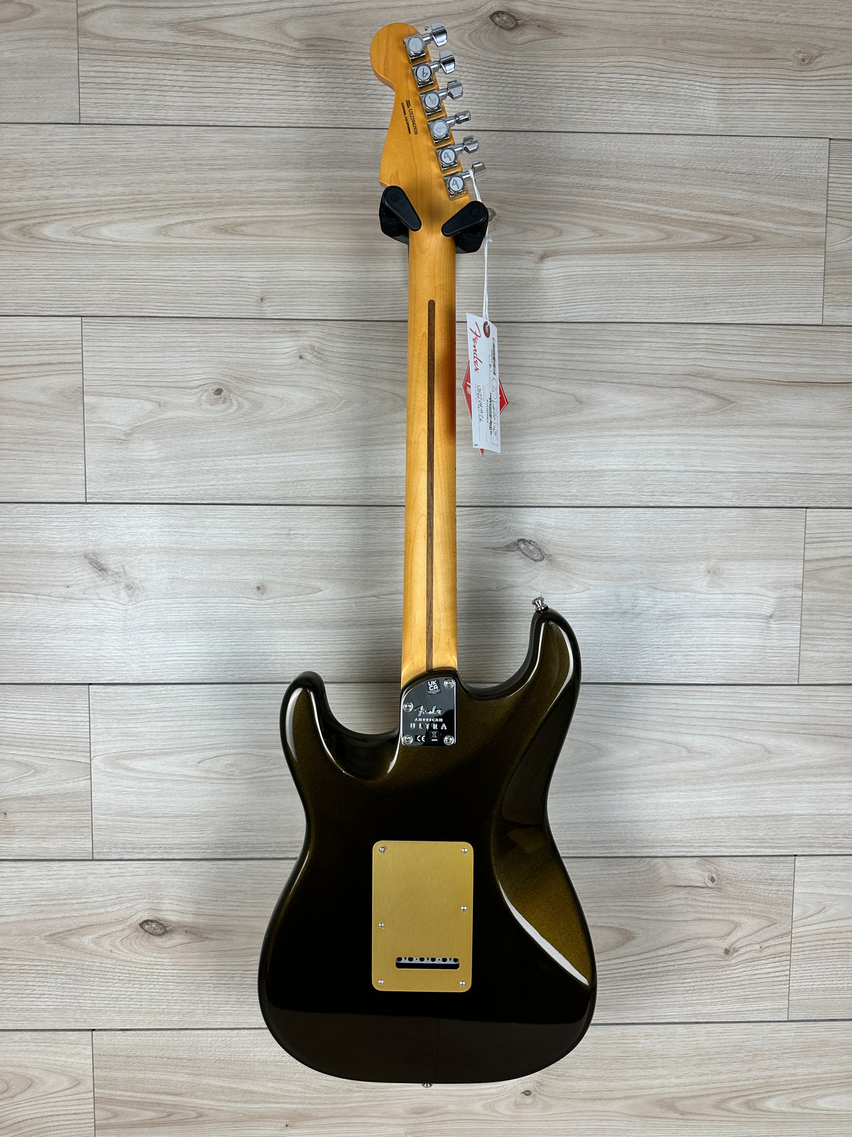Fender American Ultra Stratocaster HSS, Maple Fingerboard, Texas Tea - CBN Music Warehouse