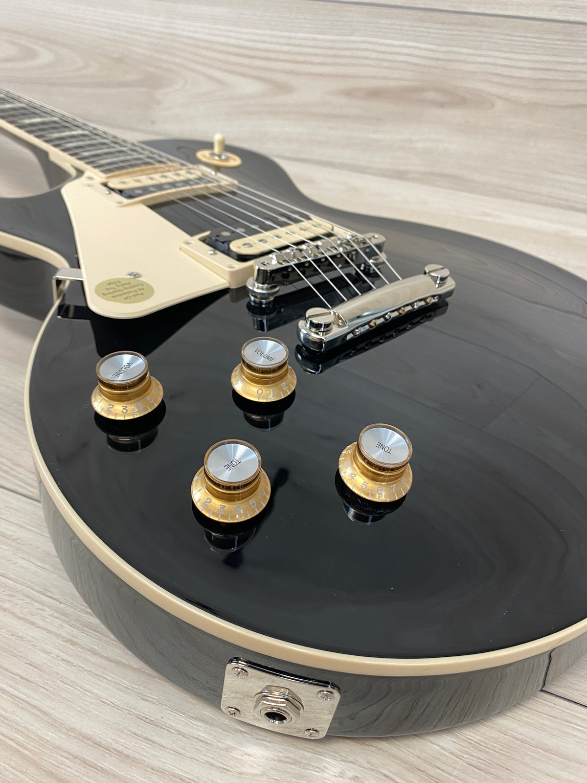 Gibson Les Paul Classic Left-handed Electric Guitar - Ebony - CBN Music Warehouse