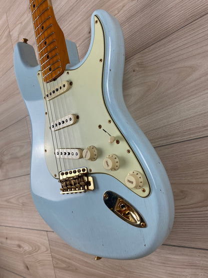 Fender Custom Shop 62 Journeyman Limited Edition Stratocaster Relic Aged Sonic Blue with Gold Hardware - CBN Music Warehouse