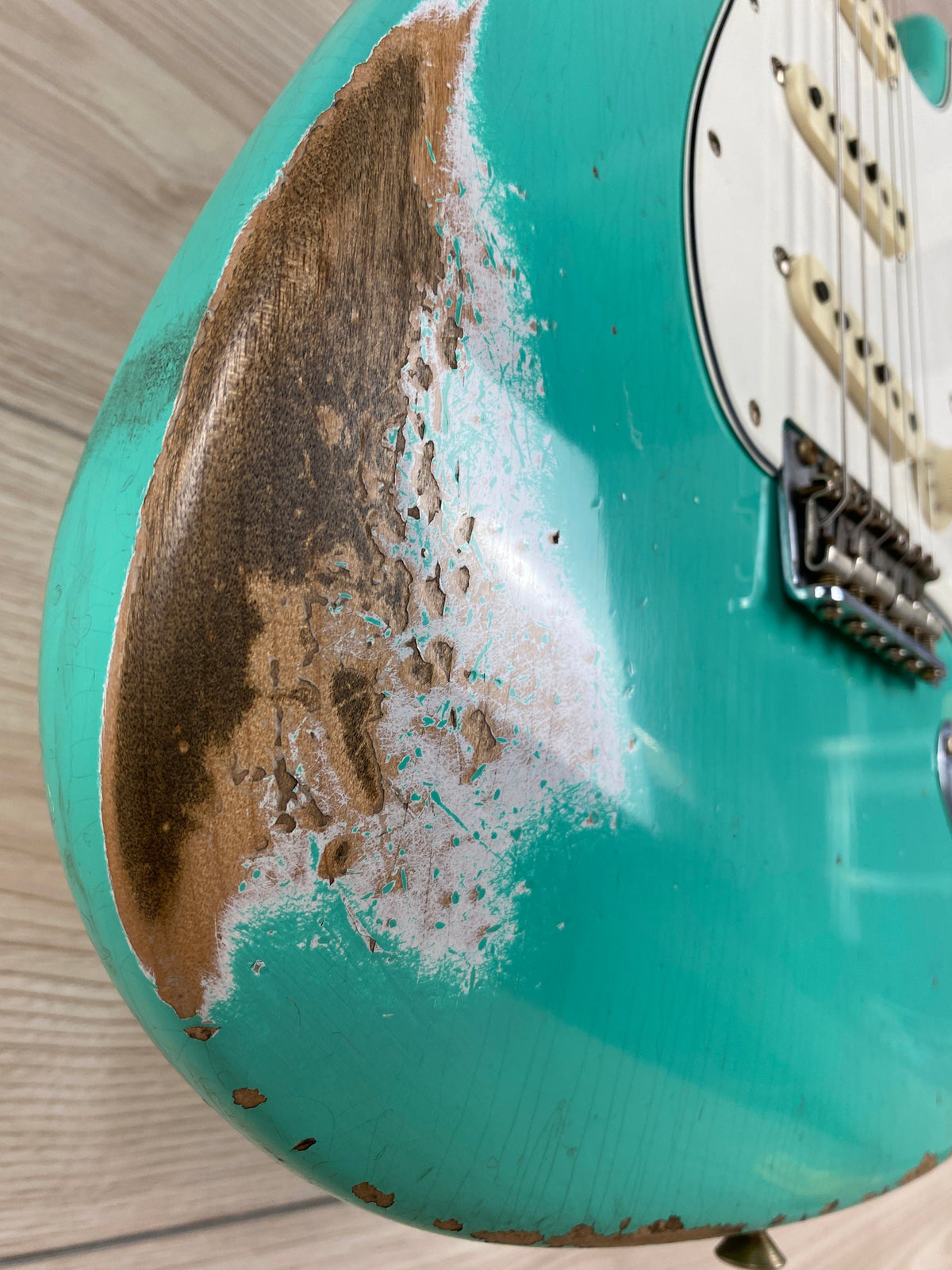 Fender Custom Shop 1967 Stratocaster Heavy Relic Aged, Sea Foam Green - CBN Music Warehouse