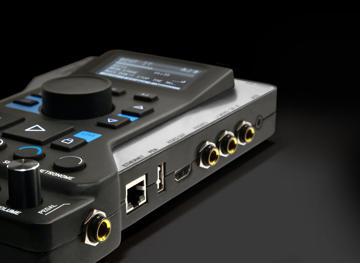 M-Live B Beat 32GB Multitrack Audio and Video Player - CBN Music Warehouse