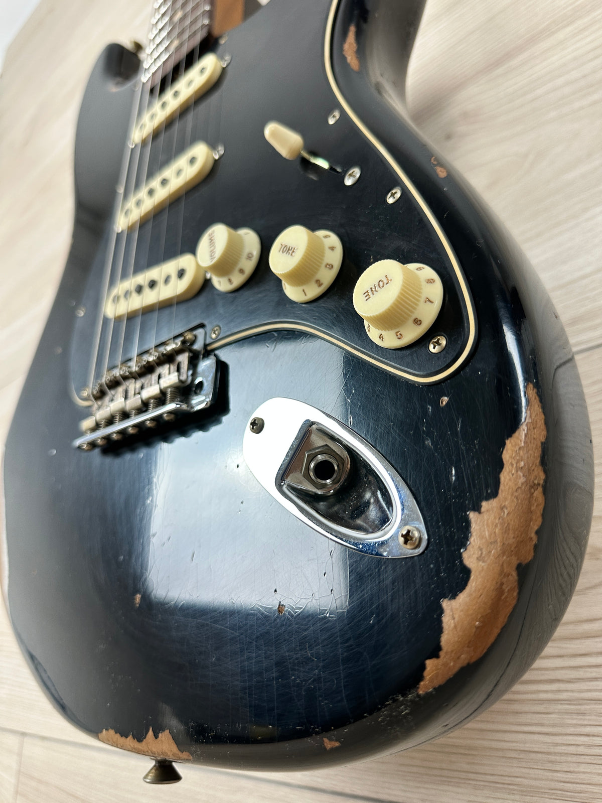 Fender Custom Shop Black Roasted Dual-Mag Strat Relic - Aged Black - CBN Music Warehouse