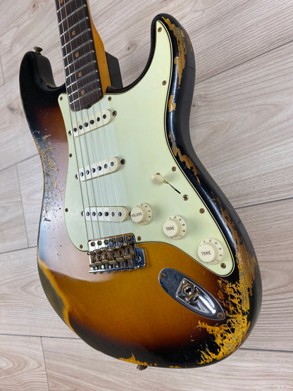 Fender Custom Shop '61 Stratocaster Heavy Relic Electric Guitar Super Faded Aged 3-Color Sunburst - CBN Music Warehouse